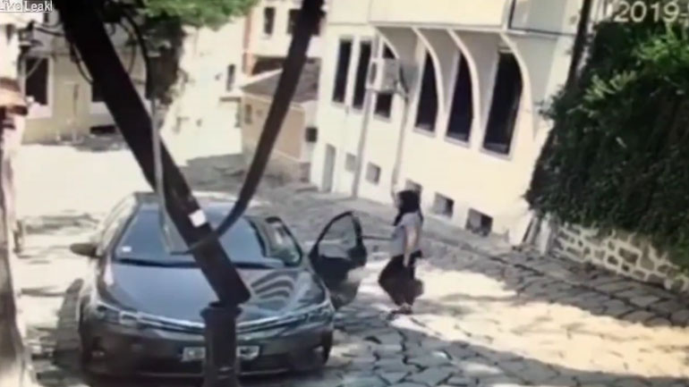 Τι έκανε η γυναίκα!